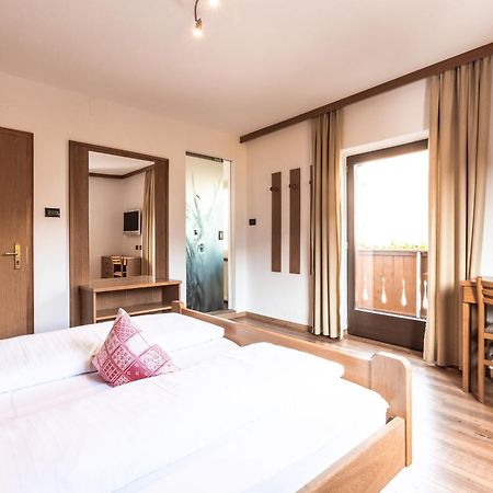 Hotel Zum Loewen - Al Leone Meltina Esterno foto