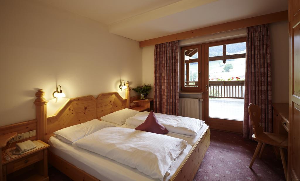Hotel Zum Loewen - Al Leone Meltina Camera foto